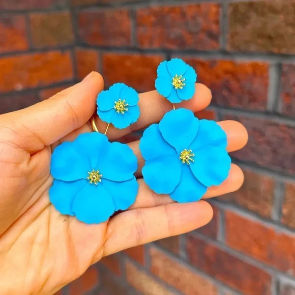 Blue Blossom Flower Earrings - Picture 4 of 7